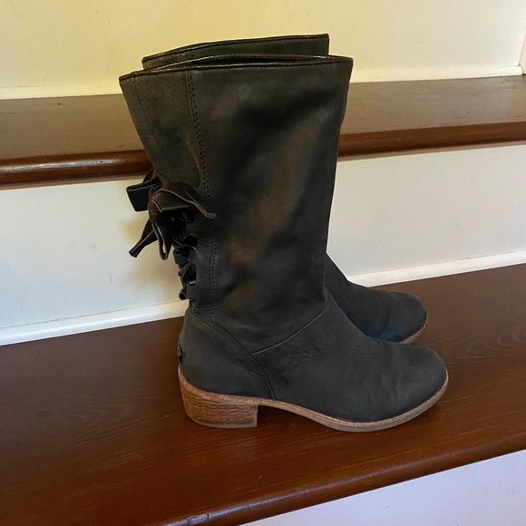 UGG Cary Black Charcoal Suede Leather Back Lace Mid Calf Boots Size 6.5 - Picture 3 of 15